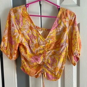 H&M cropped floral top size M